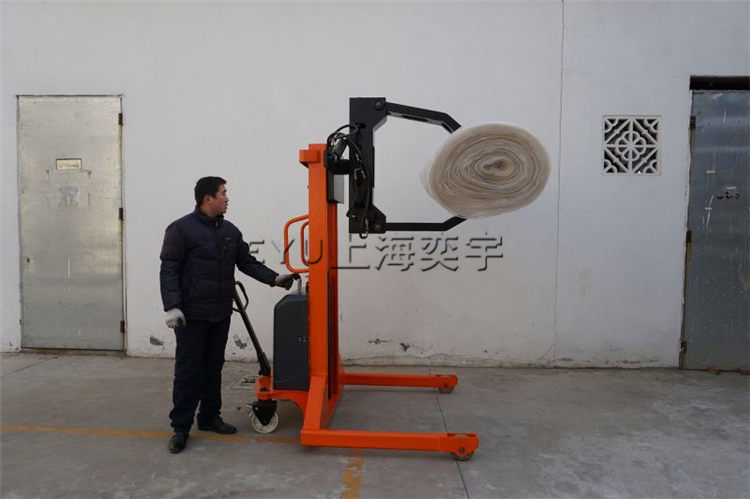 半電動紙筒夾抱翻轉(zhuǎn)車